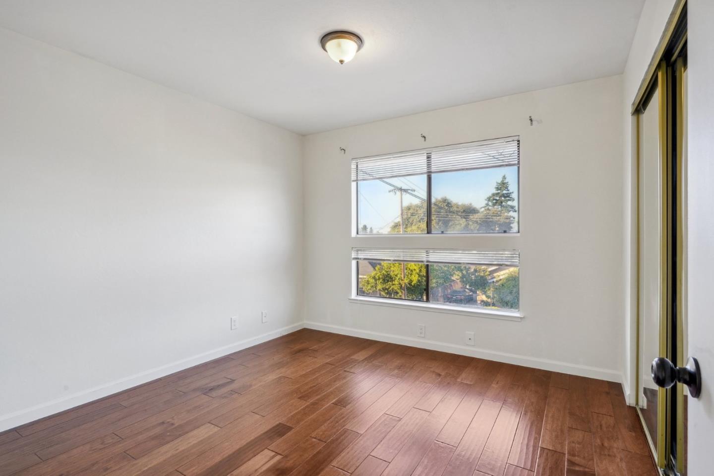 Detail Gallery Image 14 of 25 For 2824 Marlborough Ave #3,  Redwood City,  CA 94063 - 2 Beds | 1 Baths