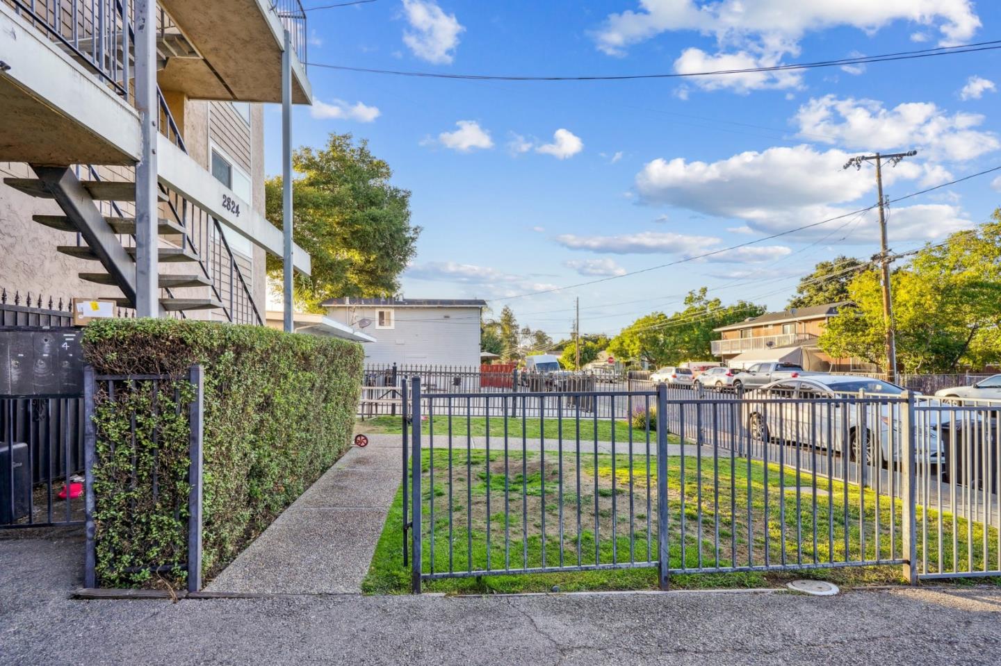 Detail Gallery Image 25 of 25 For 2824 Marlborough Ave #3,  Redwood City,  CA 94063 - 2 Beds | 1 Baths