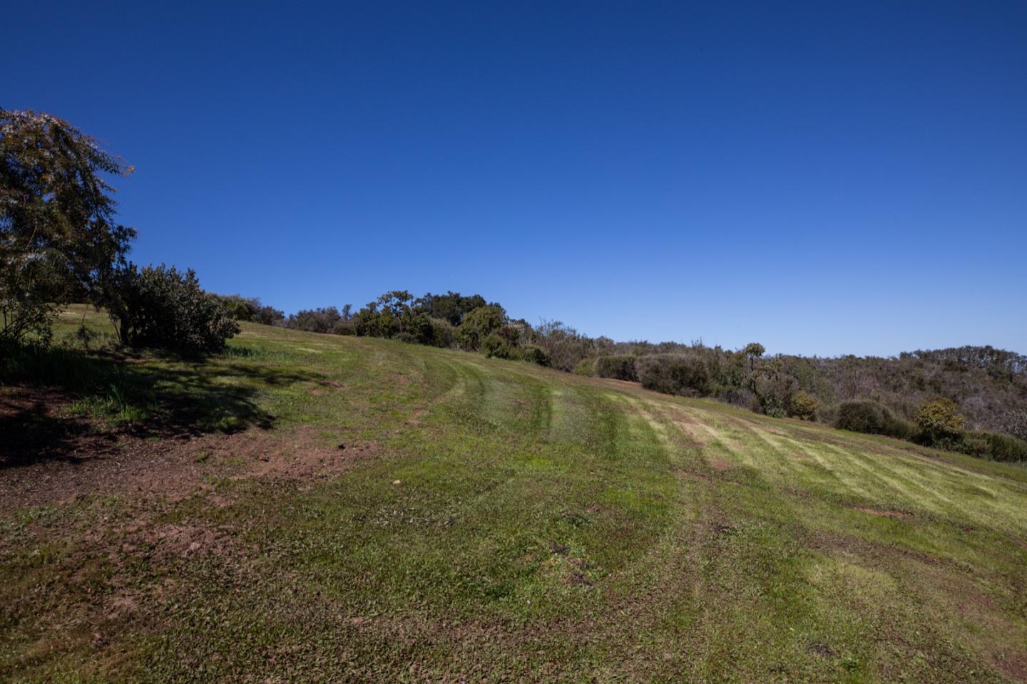 Detail Gallery Image 24 of 35 For 3810 Page Mill Rd, Los Altos,  CA 94022 - 4 Beds | 3/1 Baths