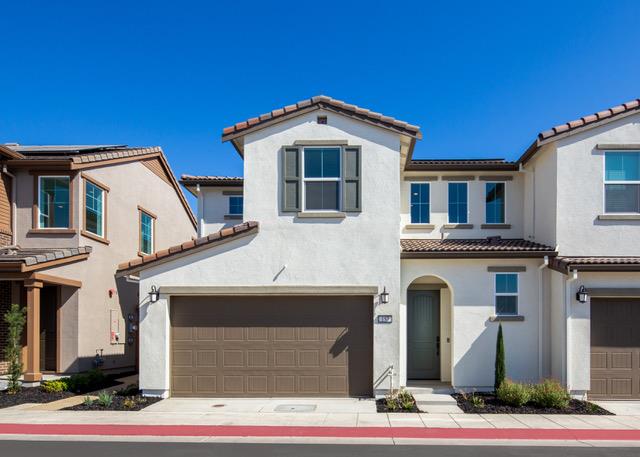 Detail Gallery Image 1 of 6 For 157 E Frost Dr, Tracy,  CA 95391 - 3 Beds | 2/1 Baths