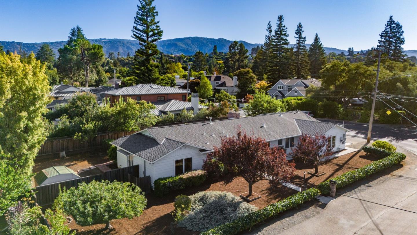 Detail Gallery Image 66 of 68 For 524 Harrington Ave, Los Altos,  CA 94024 - 4 Beds | 3 Baths