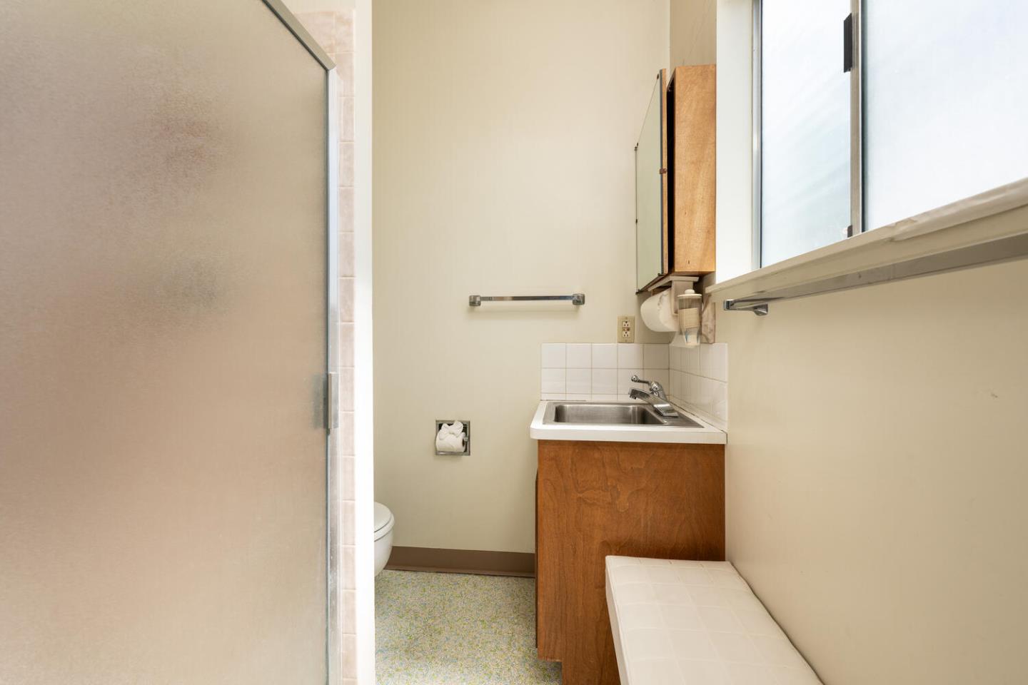 Detail Gallery Image 15 of 30 For 221 N Delaware St, San Mateo,  CA 94401 - 2 Beds | 2 Baths