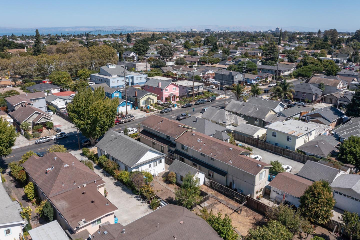 Detail Gallery Image 27 of 30 For 221 N Delaware St, San Mateo,  CA 94401 - 2 Beds | 2 Baths