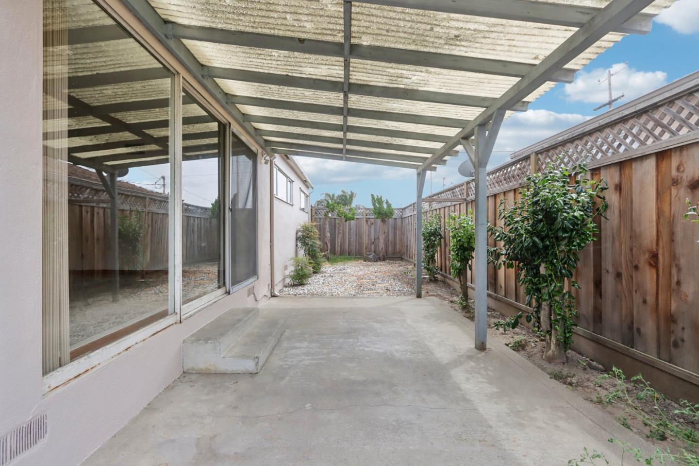 Detail Gallery Image 17 of 24 For 15803 via Nueva, San Lorenzo,  CA 94580 - 3 Beds | 2 Baths