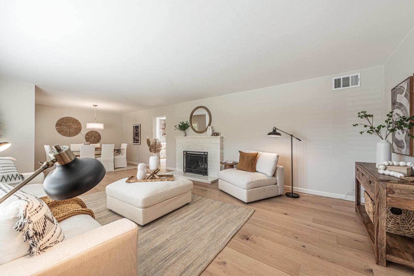 2821 Nicholas Dr 照片 2