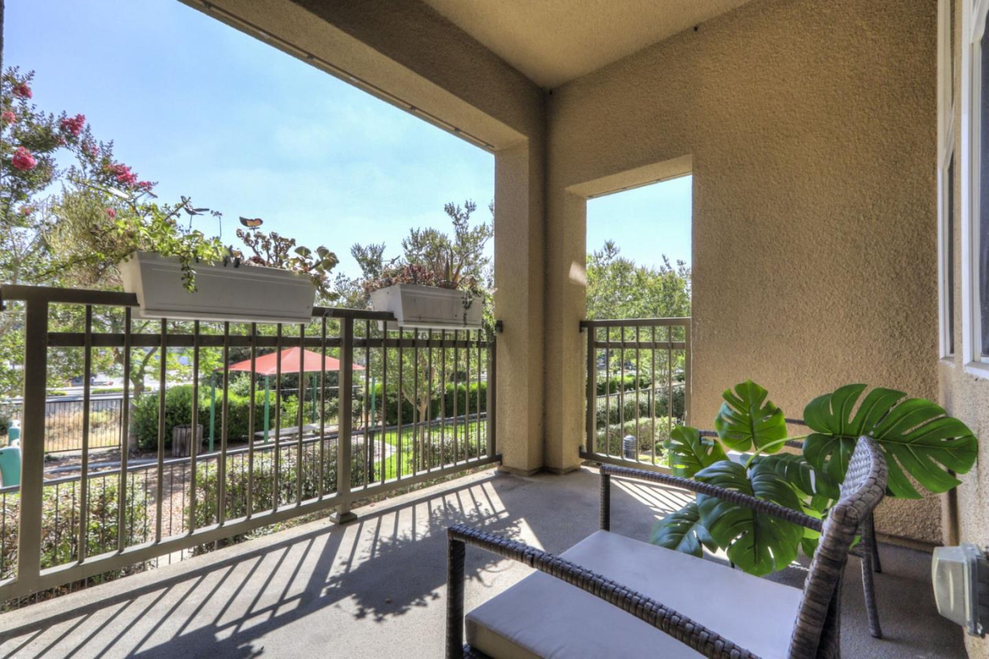 Detail Gallery Image 24 of 38 For 806 Mente Linda Loop, Milpitas,  CA 95035 - 2 Beds | 2 Baths