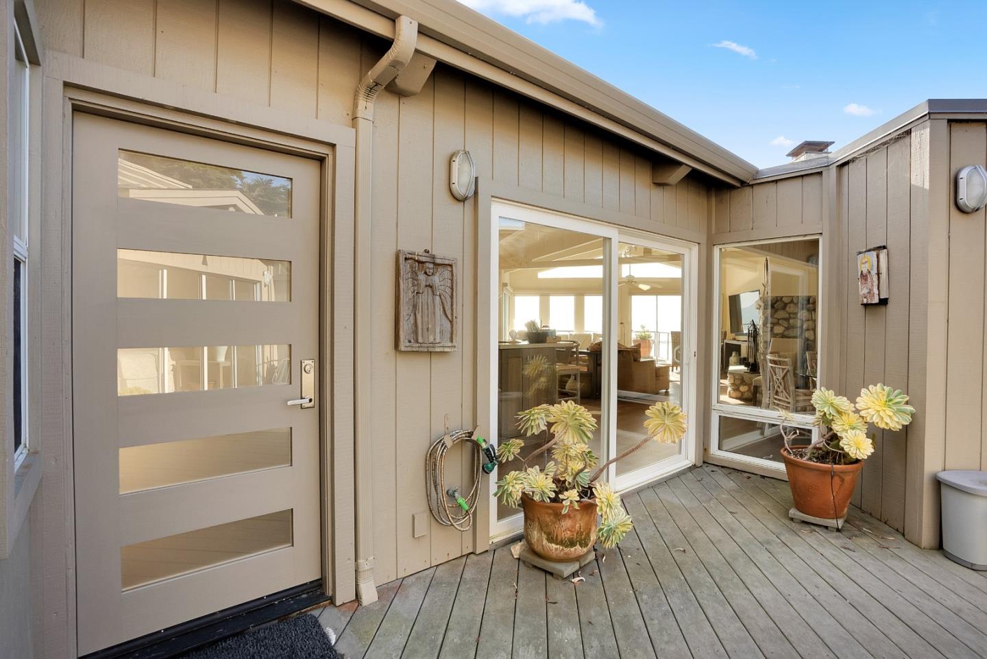 Detail Gallery Image 37 of 54 For 545 Beach Dr, Aptos,  CA 95003 - 5 Beds | 4/1 Baths