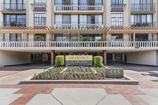 Detail Gallery Image 1 of 32 For 555 Laurel Ave #429,  San Mateo,  CA 94401 - 1 Beds | 2 Baths