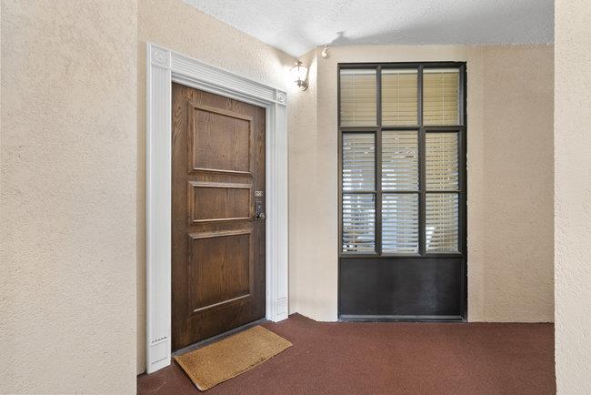 Detail Gallery Image 4 of 32 For 555 Laurel Ave #429,  San Mateo,  CA 94401 - 1 Beds | 2 Baths