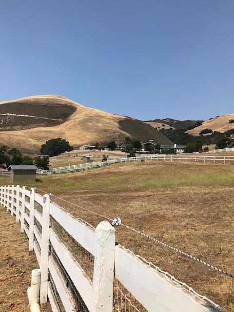 Detail Gallery Image 33 of 57 For 350 San Benancio Rd, Salinas,  CA 93908 - 3 Beds | 3/1 Baths