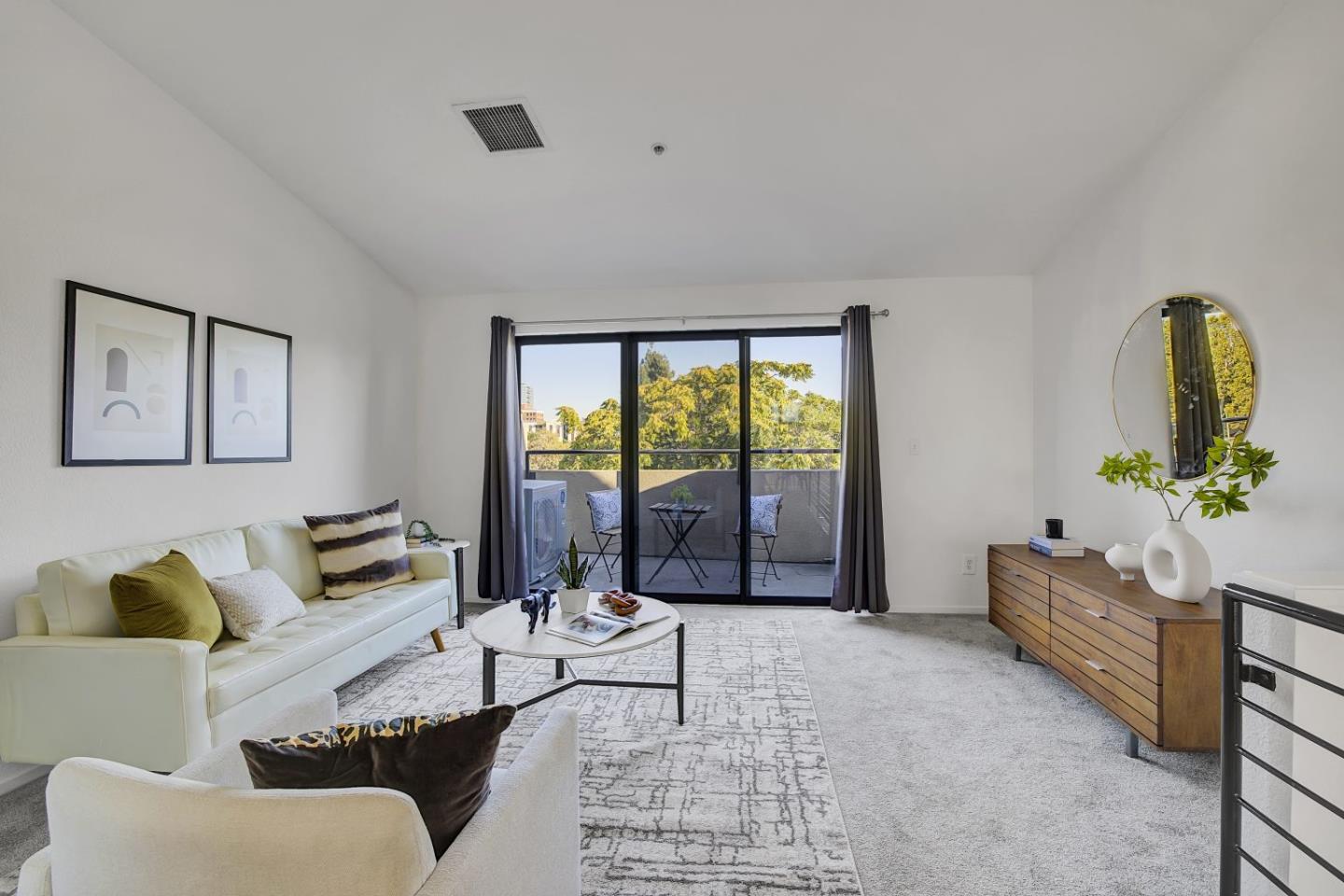 Detail Gallery Image 1 of 1 For 400 N 1st St #309,  San Jose,  CA 95112 - 1 Beds | 1/1 Baths