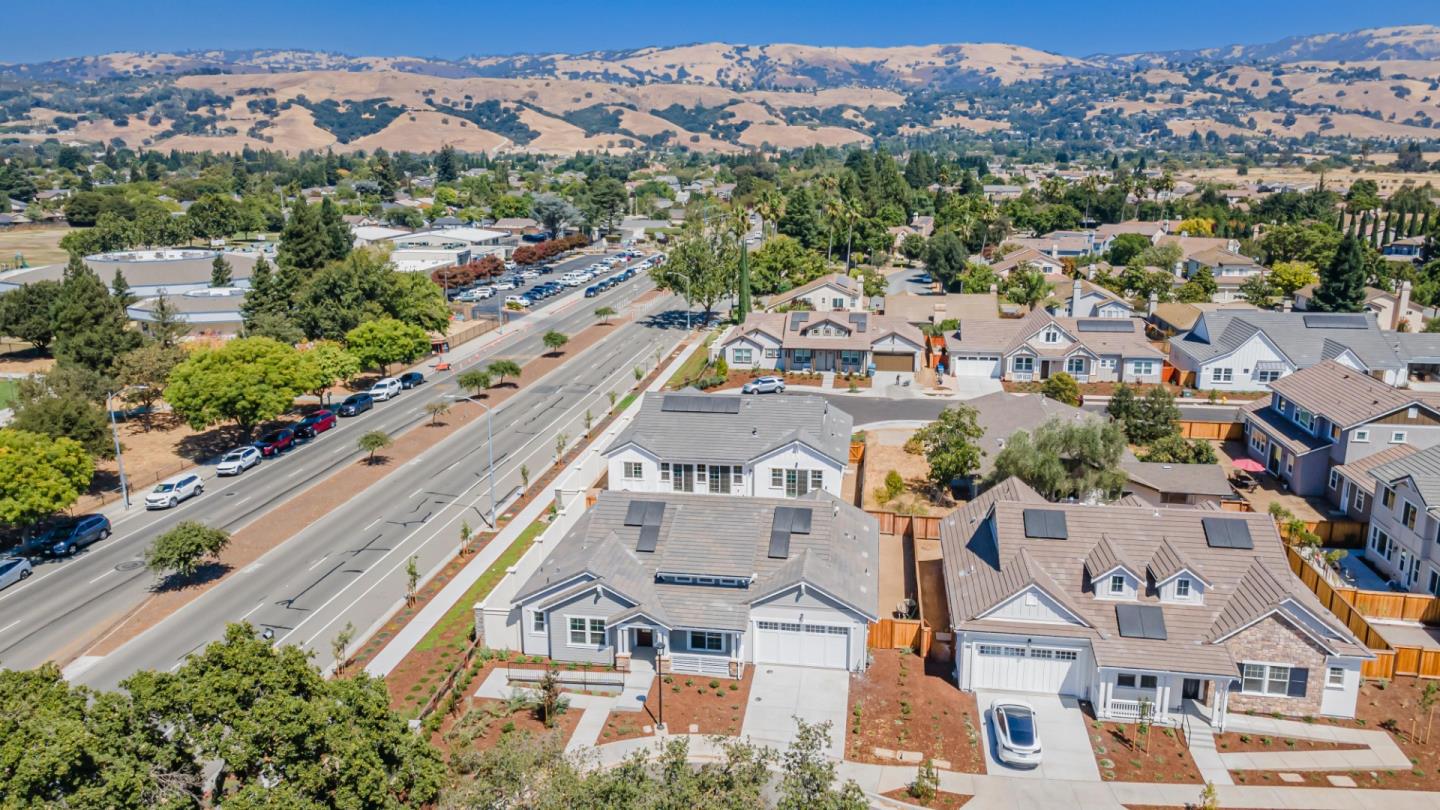 Detail Gallery Image 51 of 84 For 16930 Brut Ln, Morgan Hill,  CA 95037 - 4 Beds | 2/1 Baths