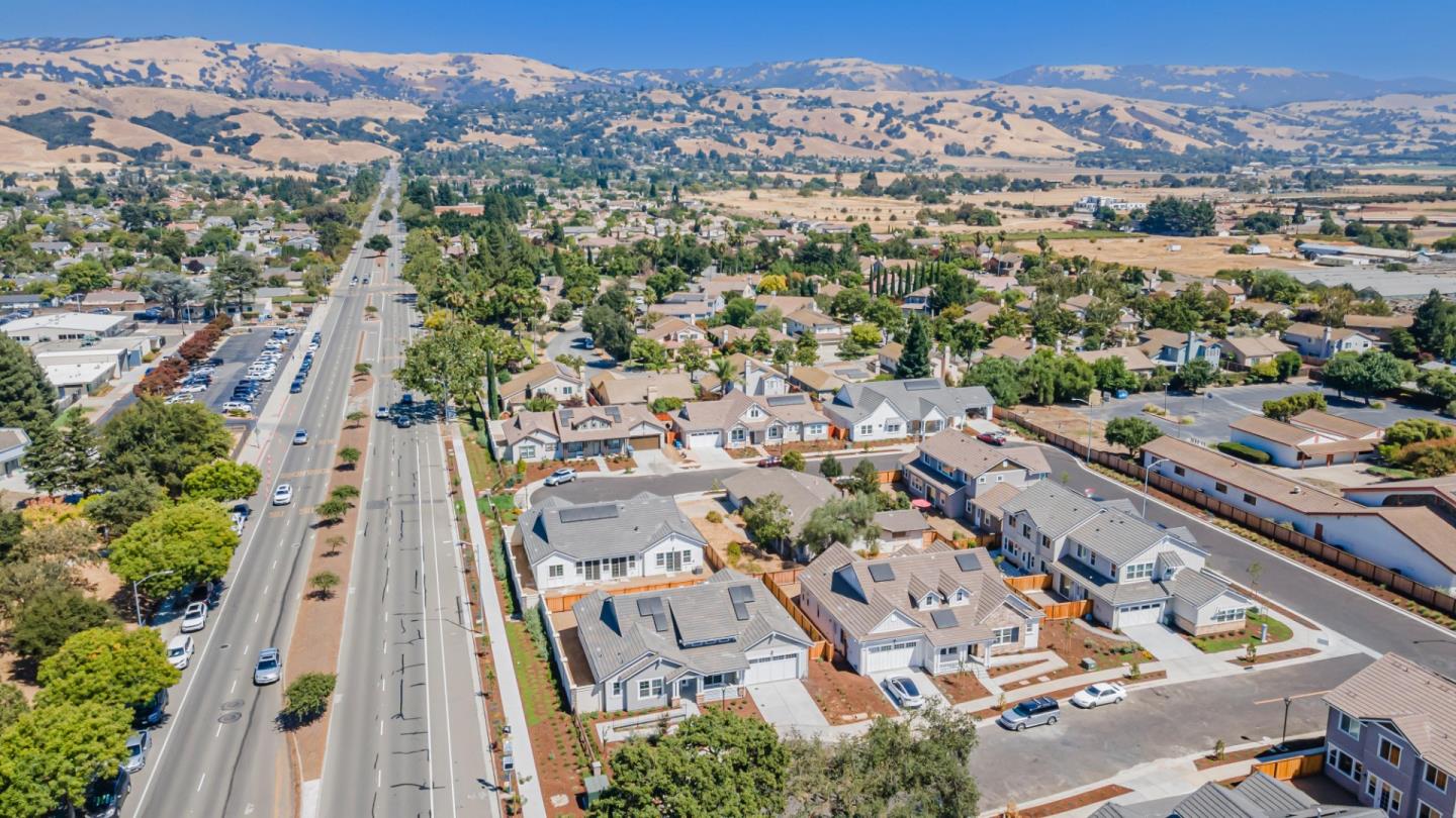 Detail Gallery Image 54 of 84 For 16930 Brut Ln, Morgan Hill,  CA 95037 - 4 Beds | 2/1 Baths