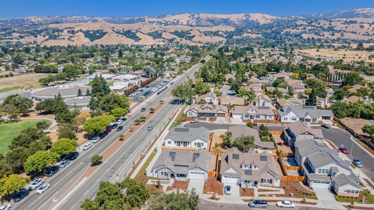 Detail Gallery Image 56 of 84 For 16930 Brut Ln, Morgan Hill,  CA 95037 - 4 Beds | 2/1 Baths