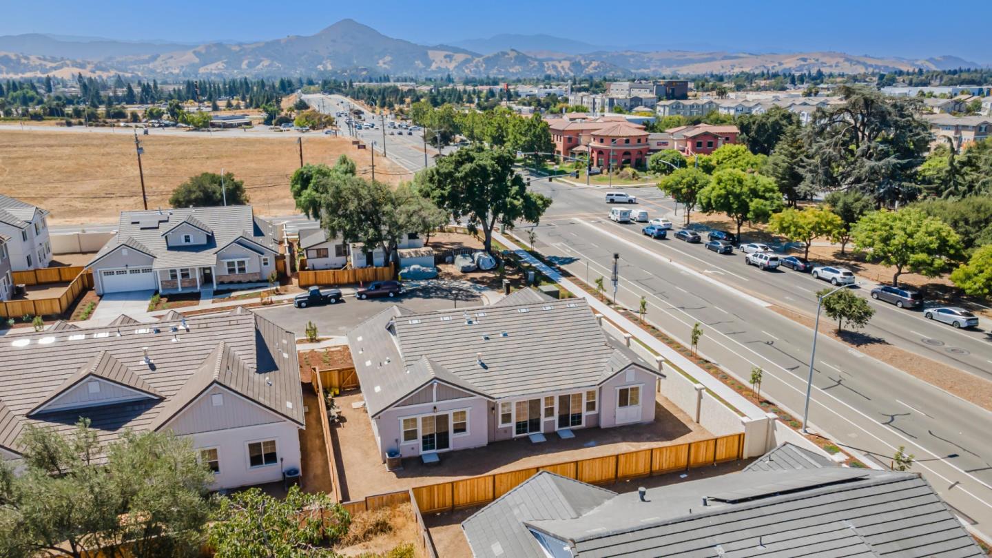 Detail Gallery Image 58 of 84 For 16930 Brut Ln, Morgan Hill,  CA 95037 - 4 Beds | 2/1 Baths