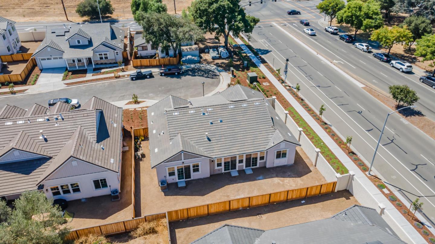 Detail Gallery Image 62 of 84 For 16930 Brut Ln, Morgan Hill,  CA 95037 - 4 Beds | 2/1 Baths