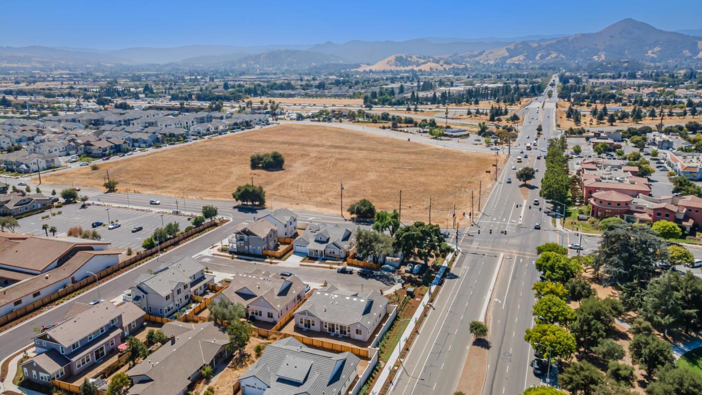 Detail Gallery Image 64 of 84 For 16930 Brut Ln, Morgan Hill,  CA 95037 - 4 Beds | 2/1 Baths