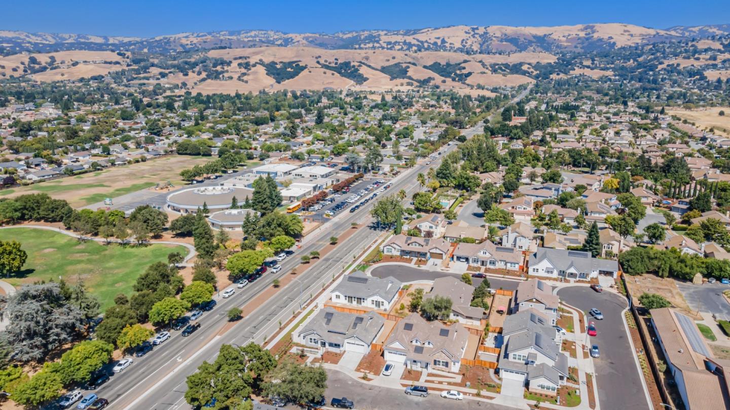 Detail Gallery Image 68 of 84 For 16930 Brut Ln, Morgan Hill,  CA 95037 - 4 Beds | 2/1 Baths