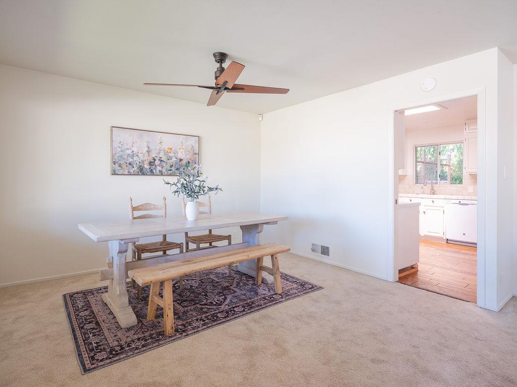 Detail Gallery Image 5 of 31 For 264 Upland Rd, Redwood City,  CA 94062 - 3 Beds | 1/1 Baths