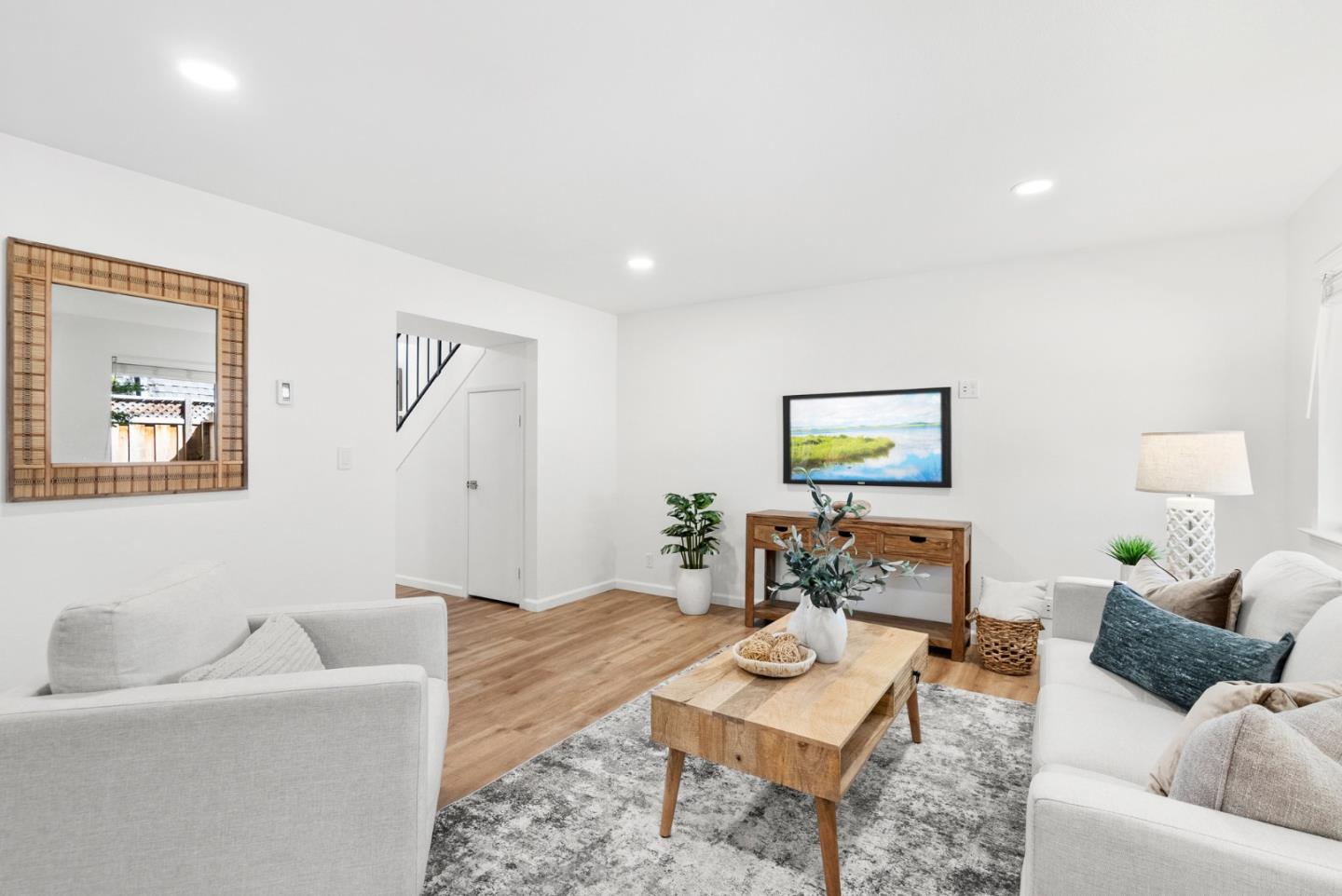 Detail Gallery Image 9 of 31 For 457 Tyndall St #2,  Los Altos,  CA 94022 - 2 Beds | 2 Baths