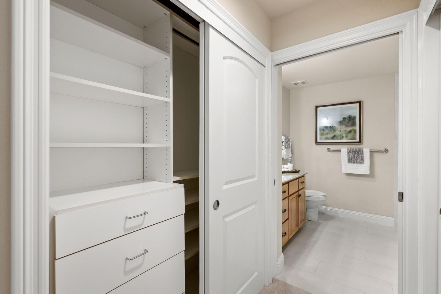 Detail Gallery Image 14 of 36 For 633 Elm St #104,  San Carlos,  CA 94070 - 2 Beds | 2 Baths