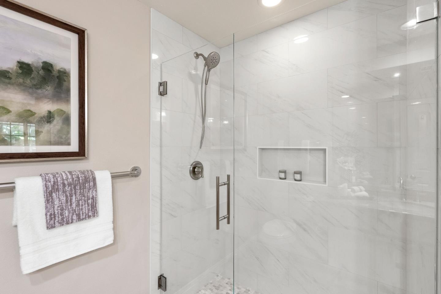 Detail Gallery Image 16 of 36 For 633 Elm St #104,  San Carlos,  CA 94070 - 2 Beds | 2 Baths