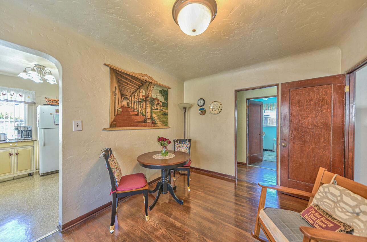 Detail Gallery Image 11 of 31 For 233 W Alisal St, Salinas,  CA 93901 - 2 Beds | 1 Baths