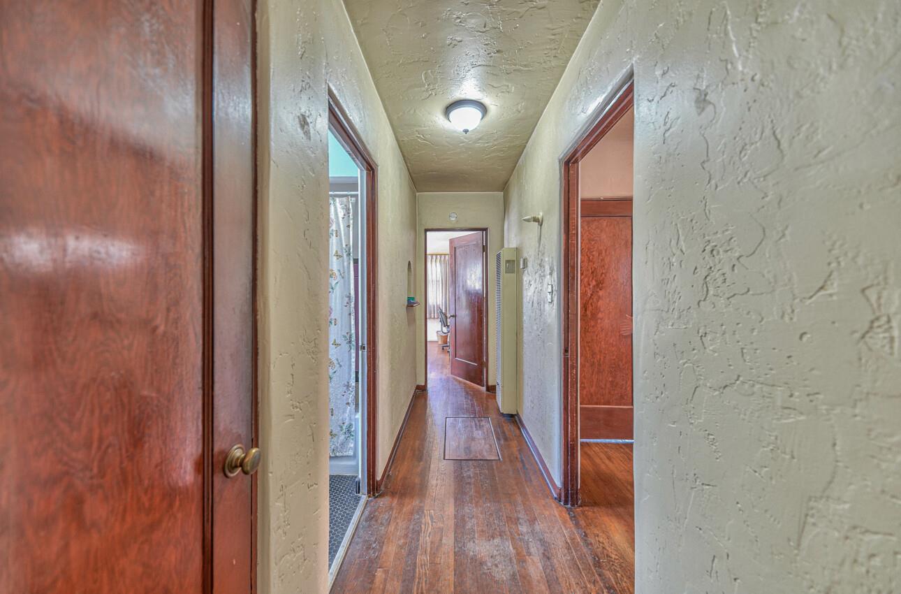 Detail Gallery Image 16 of 31 For 233 W Alisal St, Salinas,  CA 93901 - 2 Beds | 1 Baths