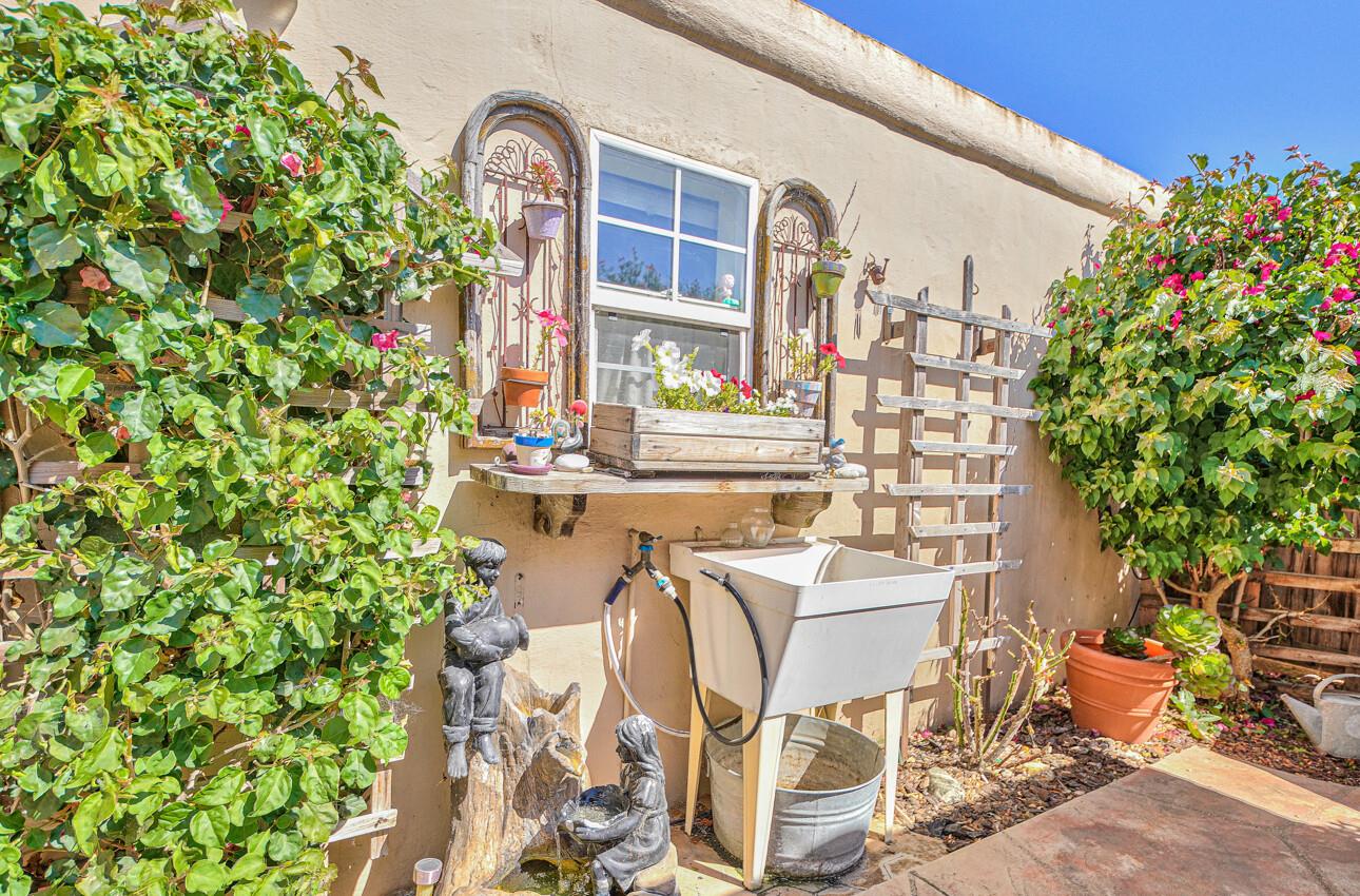 Detail Gallery Image 27 of 31 For 233 W Alisal St, Salinas,  CA 93901 - 2 Beds | 1 Baths