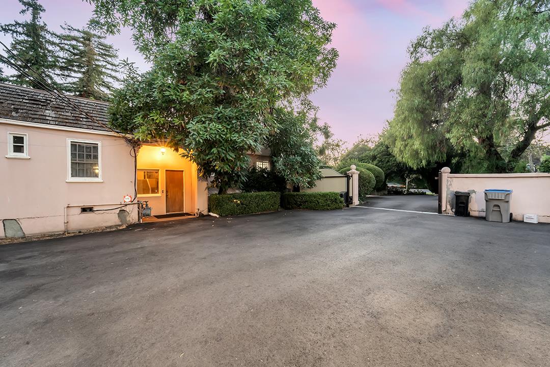 Detail Gallery Image 103 of 115 For 1190 Emory St, San Jose,  CA 95126 - 6 Beds | 3/2 Baths