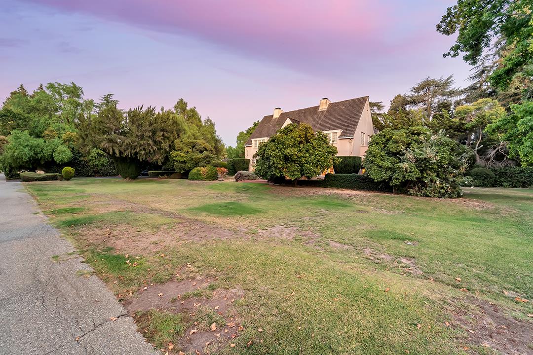 Detail Gallery Image 106 of 115 For 1190 Emory St, San Jose,  CA 95126 - 6 Beds | 3/2 Baths