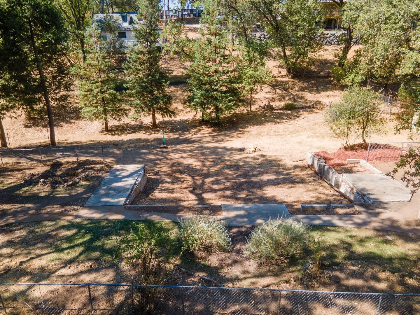 Detail Gallery Image 9 of 15 For 2784 Tunnel St, Placerville,  CA 95667 - 3 Beds | 2 Baths