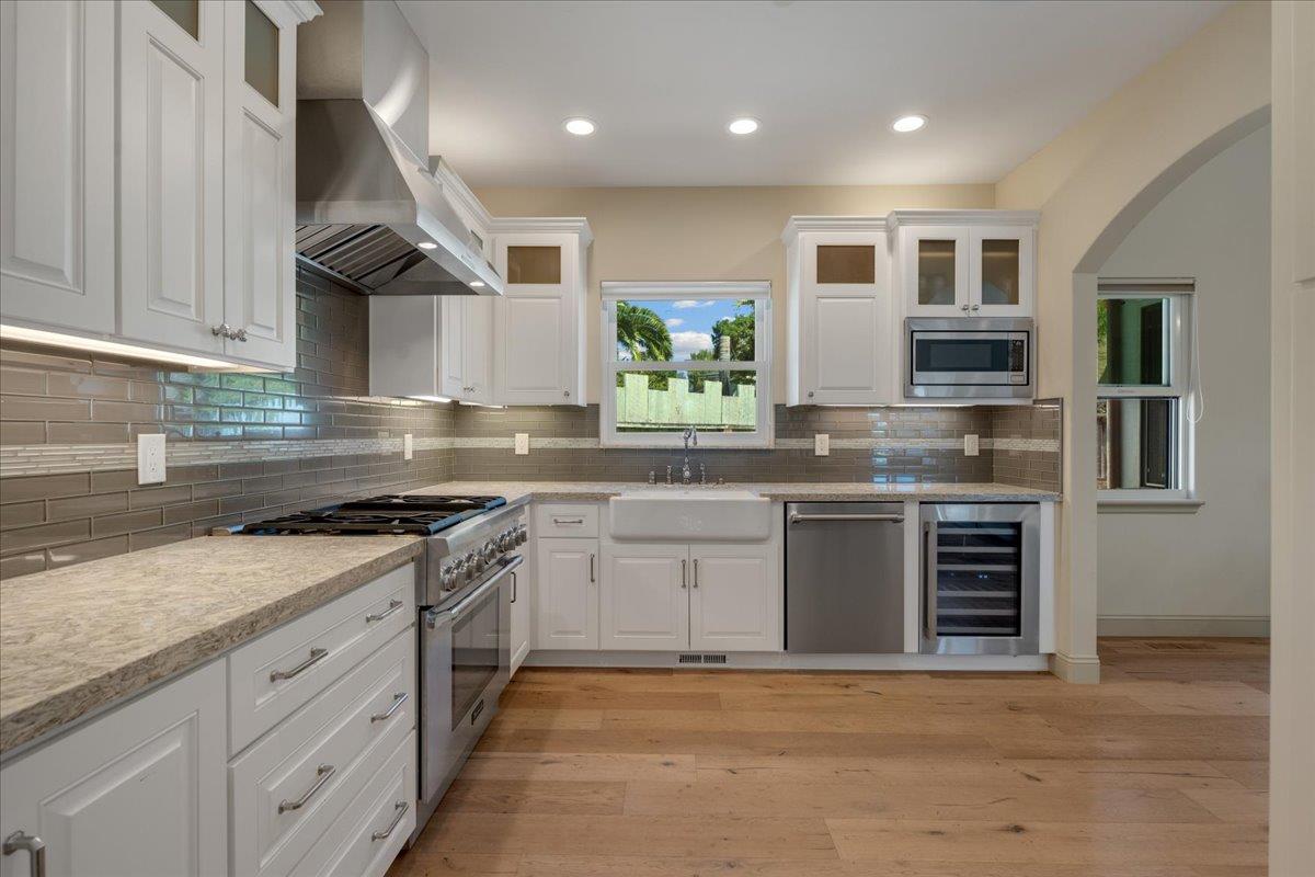 Detail Gallery Image 13 of 33 For 505 Cliff Dr, Aptos,  CA 95003 - 3 Beds | 2 Baths