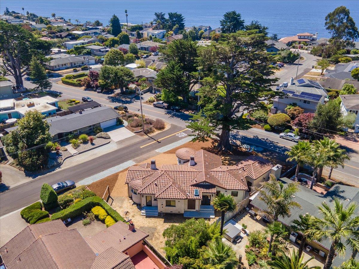 Detail Gallery Image 29 of 33 For 505 Cliff Dr, Aptos,  CA 95003 - 3 Beds | 2 Baths