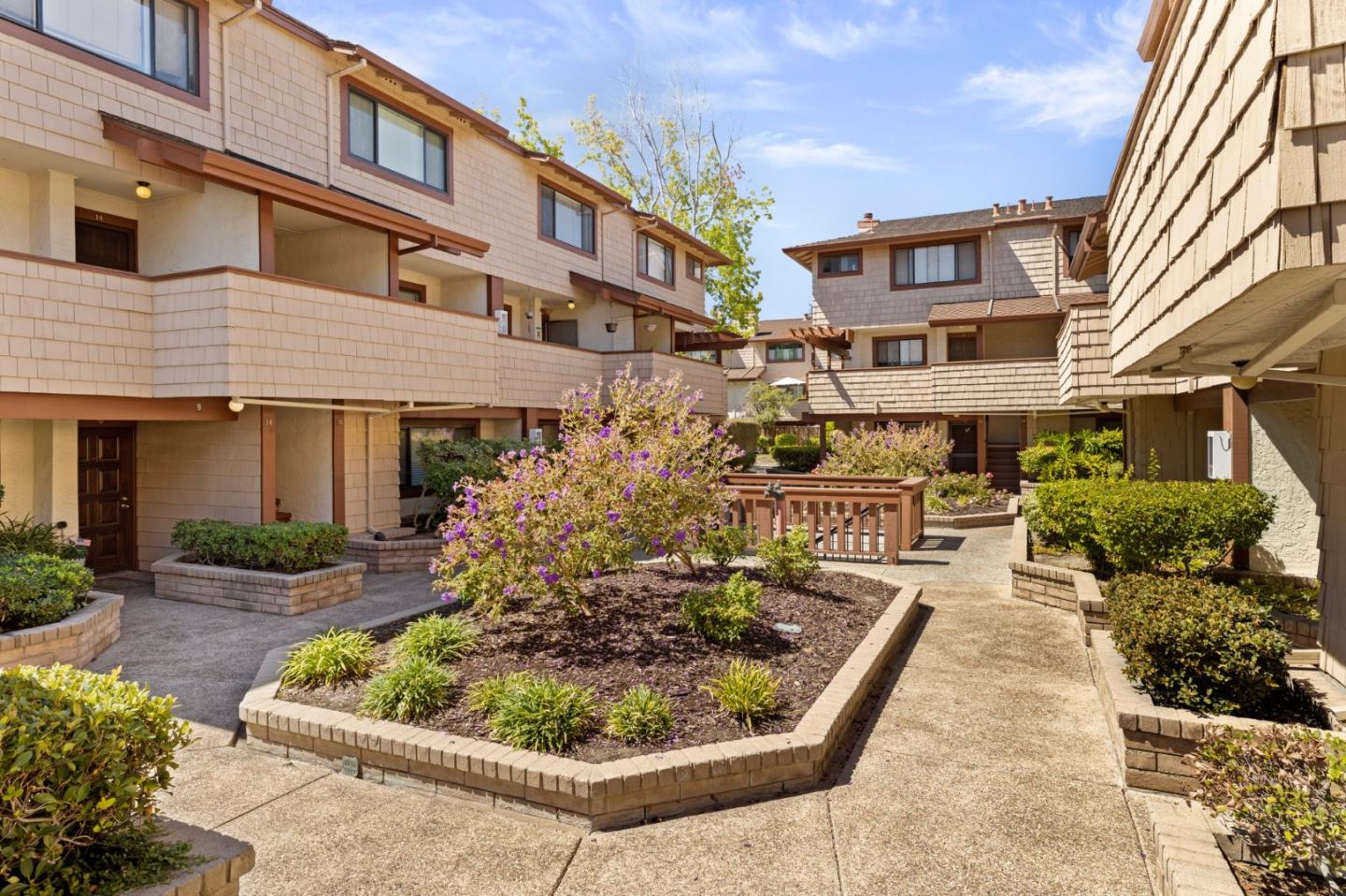 Detail Gallery Image 23 of 27 For 2785 S Bascom Ave #27,  San Jose,  CA 95124 - 1 Beds | 1 Baths