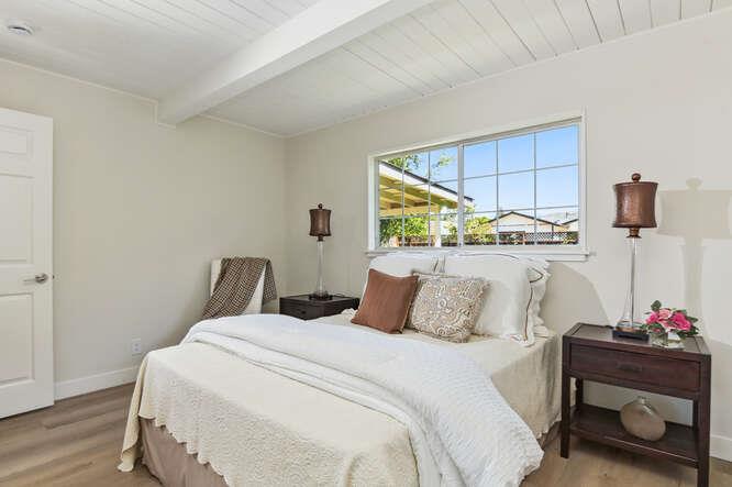 Detail Gallery Image 16 of 22 For 1134 Berkeley Ave, Menlo Park,  CA 94025 - 3 Beds | 1/1 Baths