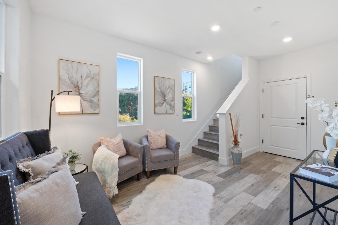 Detail Gallery Image 3 of 47 For 1472 Lavender Loop, Milpitas,  CA 95035 - 3 Beds | 2/1 Baths