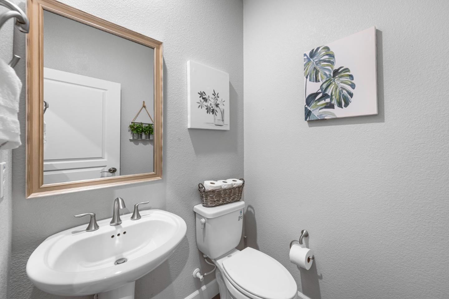 Detail Gallery Image 45 of 65 For 1183 Third St, San Juan Bautista,  CA 95045 - 4 Beds | 3/1 Baths