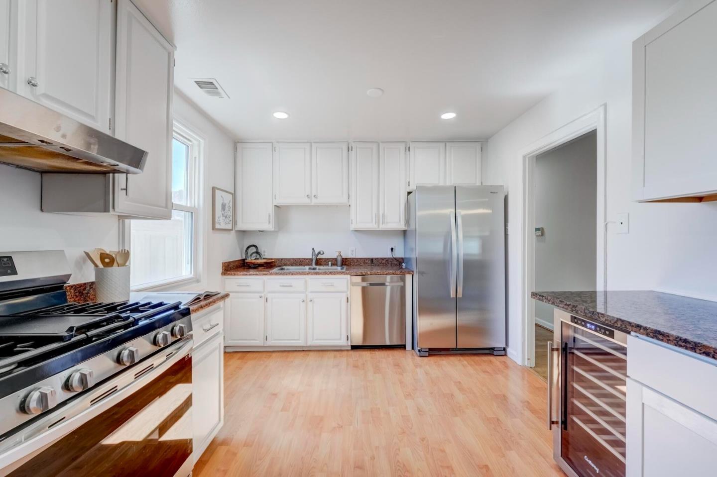 1027 Hillside Blvd, South San Francisco, CA 94080 photo 11