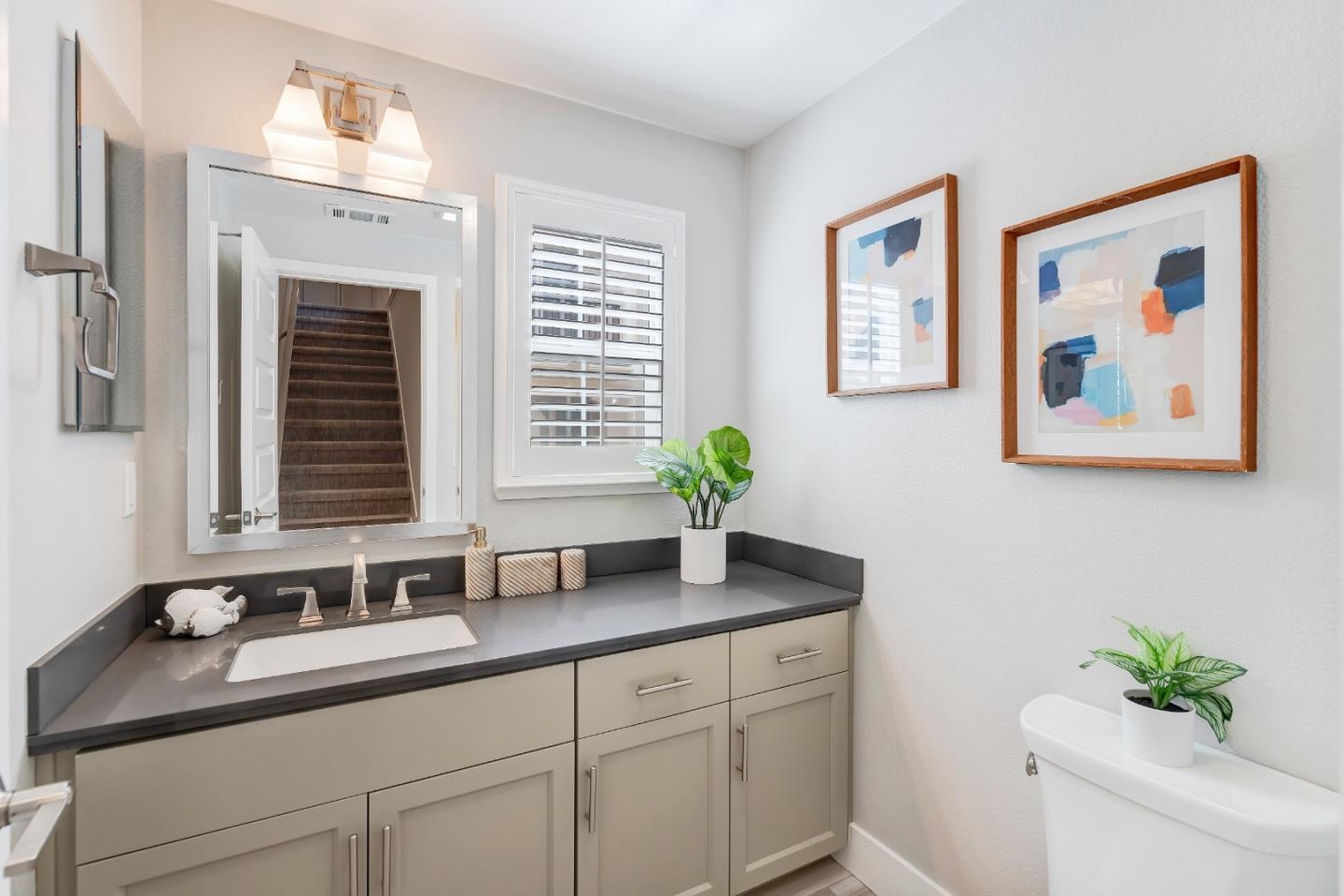 Detail Gallery Image 17 of 33 For 2864 Baze Rd, San Mateo,  CA 94403 - 2 Beds | 2/1 Baths