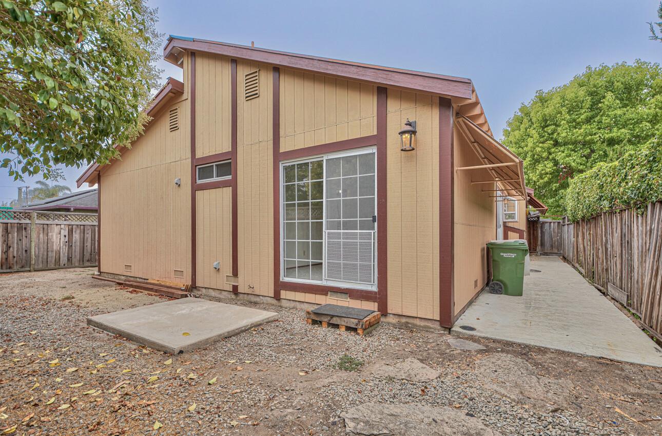 Detail Gallery Image 21 of 32 For 2254 Juan Pablo Ln, Santa Cruz,  CA 95062 - 2 Beds | 1/1 Baths