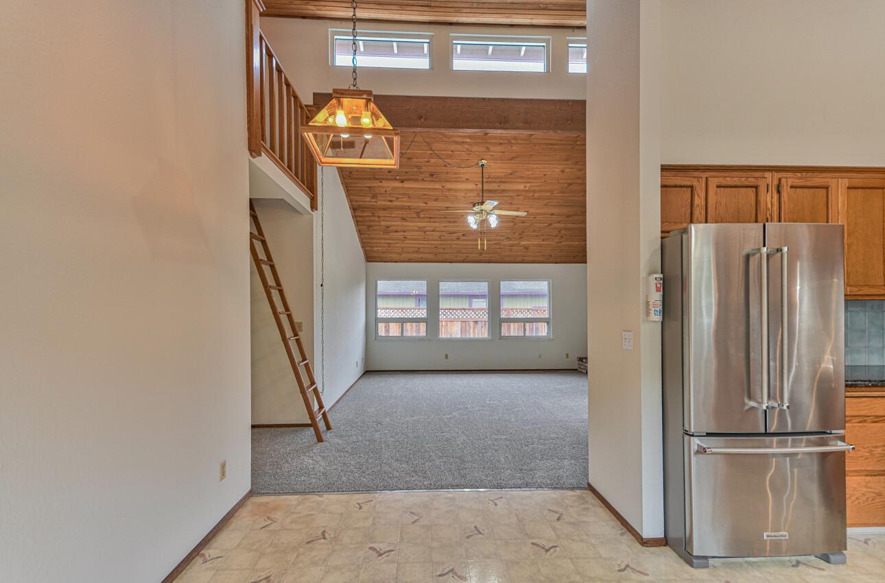 Detail Gallery Image 8 of 32 For 2254 Juan Pablo Ln, Santa Cruz,  CA 95062 - 2 Beds | 1/1 Baths