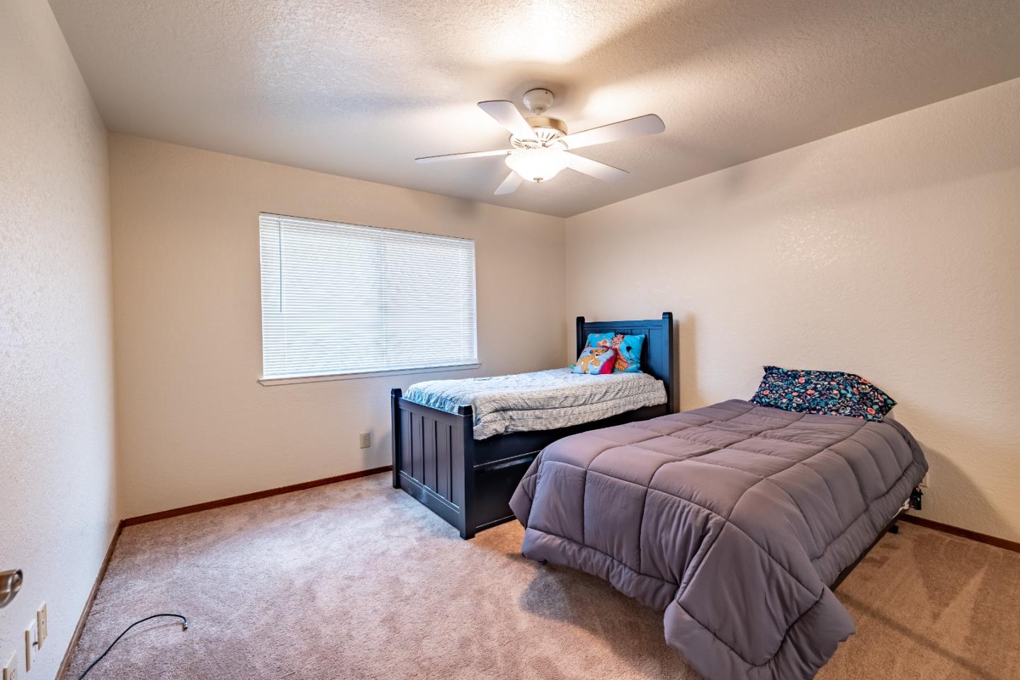 Detail Gallery Image 16 of 23 For 1031 Foothill, Hollister,  CA 95023 - 3 Beds | 2 Baths