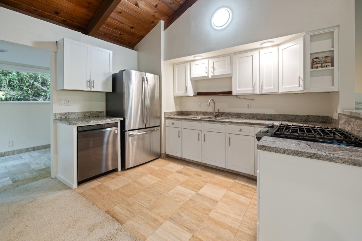 Detail Gallery Image 11 of 63 For 120 Greenwood Rd, Boulder Creek,  CA 95006 - 2 Beds | 1 Baths