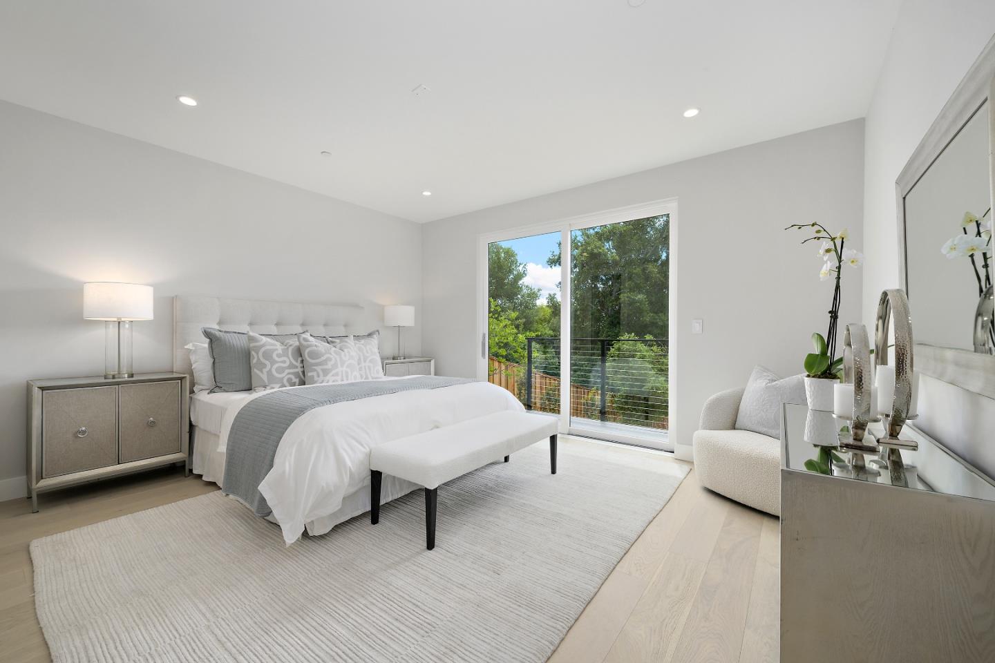 Detail Gallery Image 16 of 35 For 29 Highland, San Carlos,  CA 94070 - 4 Beds | 4/1 Baths