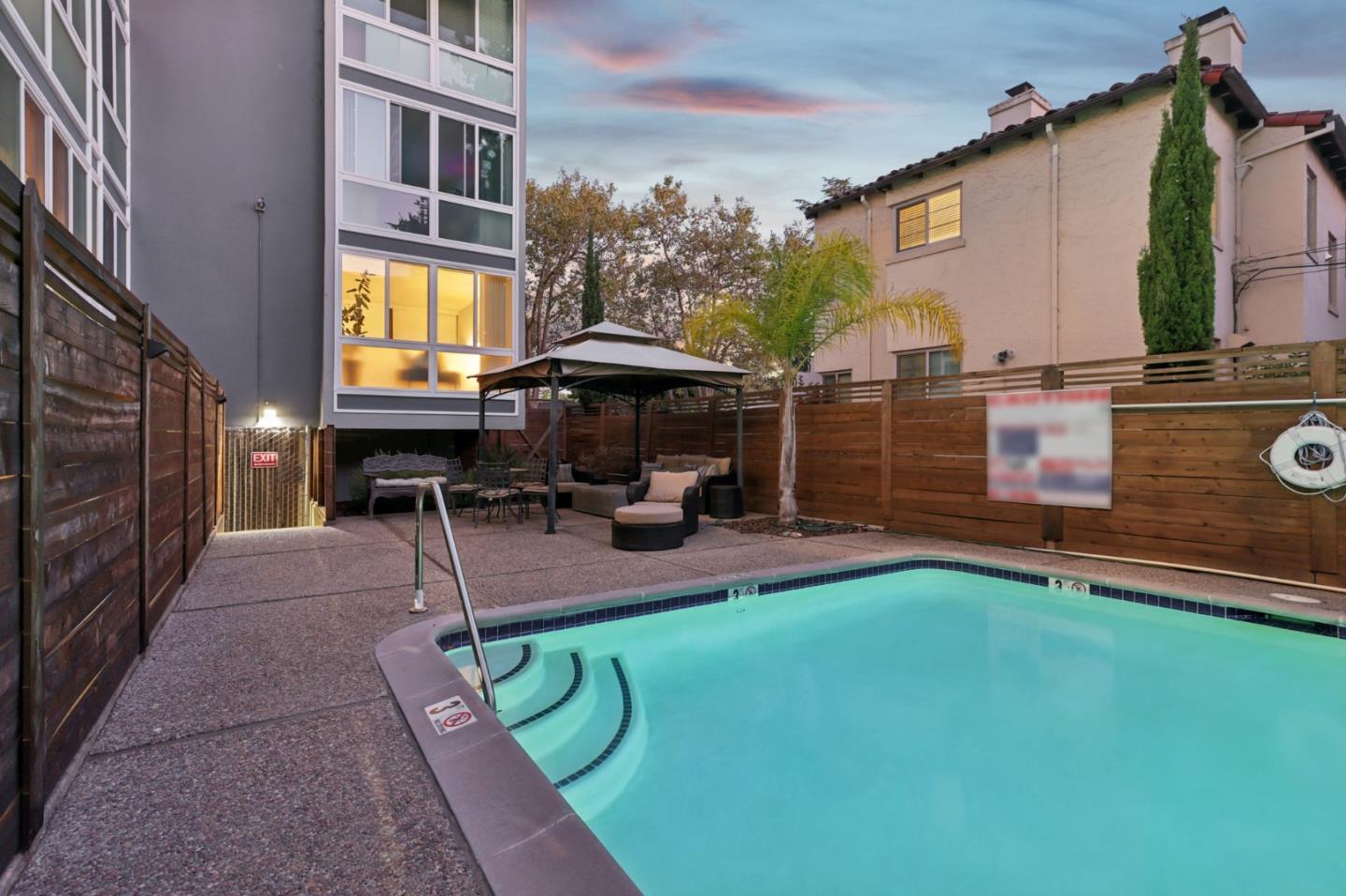 Detail Gallery Image 32 of 50 For 6 Seville Way #102,  San Mateo,  CA 94402 - 2 Beds | 1 Baths