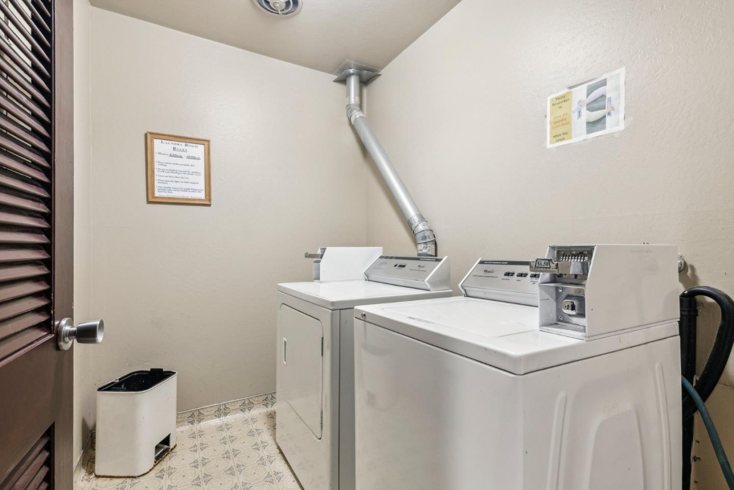 Detail Gallery Image 35 of 50 For 6 Seville Way #102,  San Mateo,  CA 94402 - 2 Beds | 1 Baths