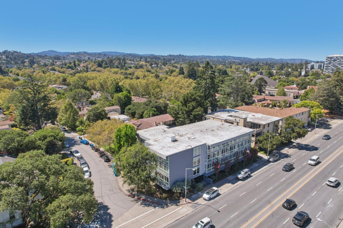 Detail Gallery Image 43 of 50 For 6 Seville Way #102,  San Mateo,  CA 94402 - 2 Beds | 1 Baths