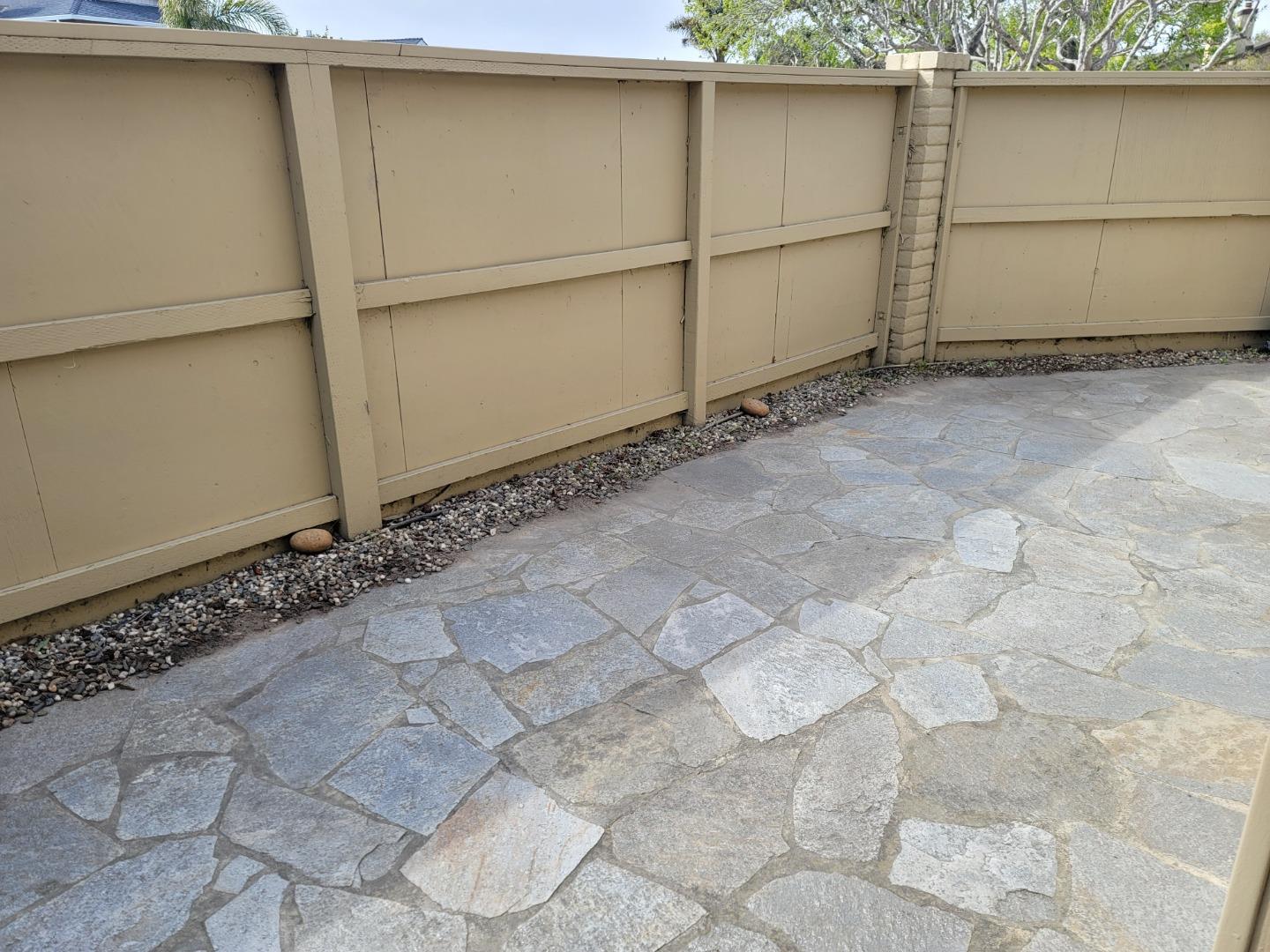 Detail Gallery Image 12 of 13 For 1848 Cherokee Dr #6,  Salinas,  CA 93906 - 2 Beds | 2 Baths