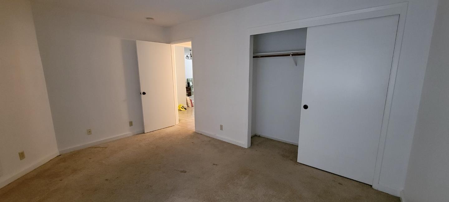 Detail Gallery Image 5 of 13 For 1848 Cherokee Dr #6,  Salinas,  CA 93906 - 2 Beds | 2 Baths